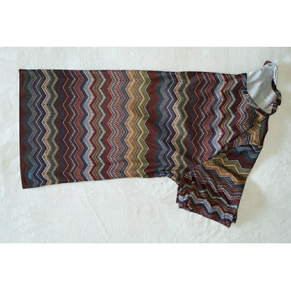 Multicolored shirt